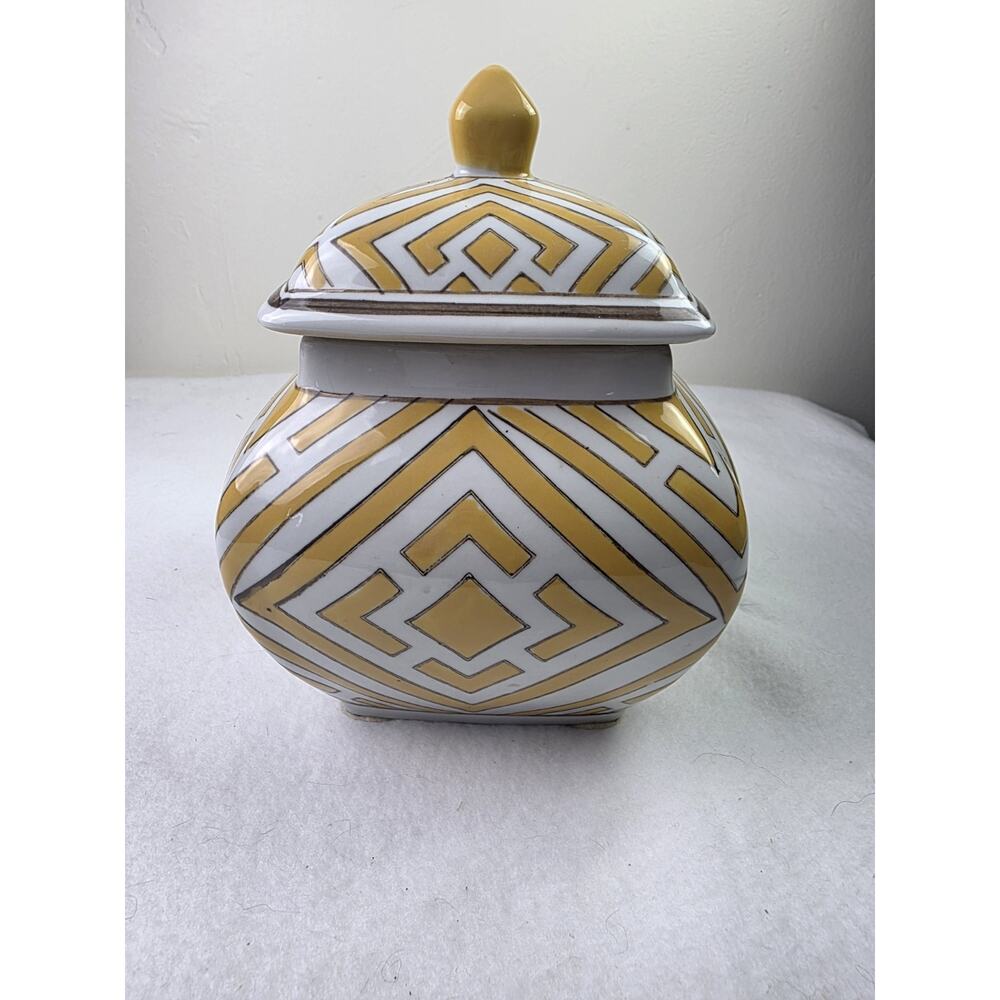 Vintage Ceramic Ginger Jar Yellow & White Geometric Chinoiserie Art Deco Style - Picture 3 of 9